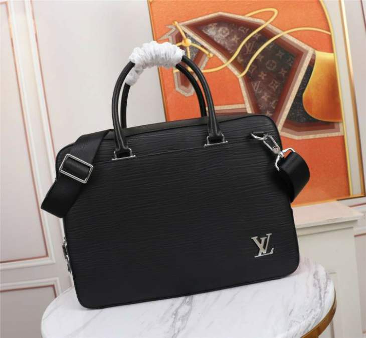 Picture of Louis Vuitton Mens Bags _SKUfw197907021fw